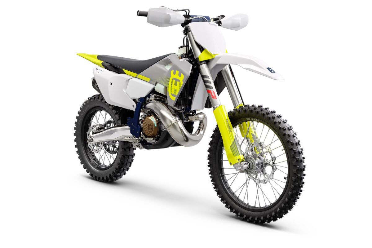 2024 HUSQVARNA TWO & FOUR-STROKE CROSS COUNTRY MODELS RELEASED