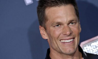 Tom Brady, Aaron Rodgers and completely different football legends surprise NFL beginners with touching videos