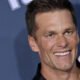 Tom Brady, Aaron Rodgers and completely different football legends surprise NFL beginners with touching videos