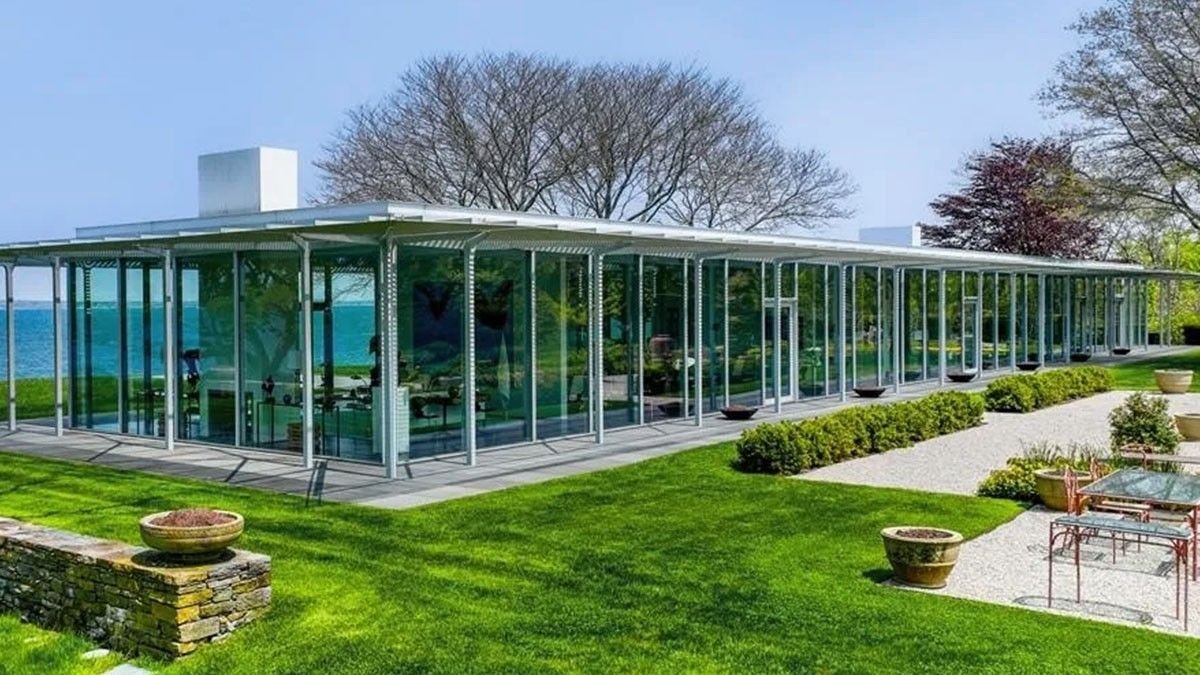 $8.25M Standard Glass Residence on Fishers Island Showcases Art of Nature Inside of and Out