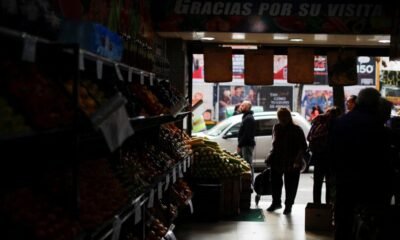 Argentina inflation seen speeding up in Could per chance, bucking regional construction