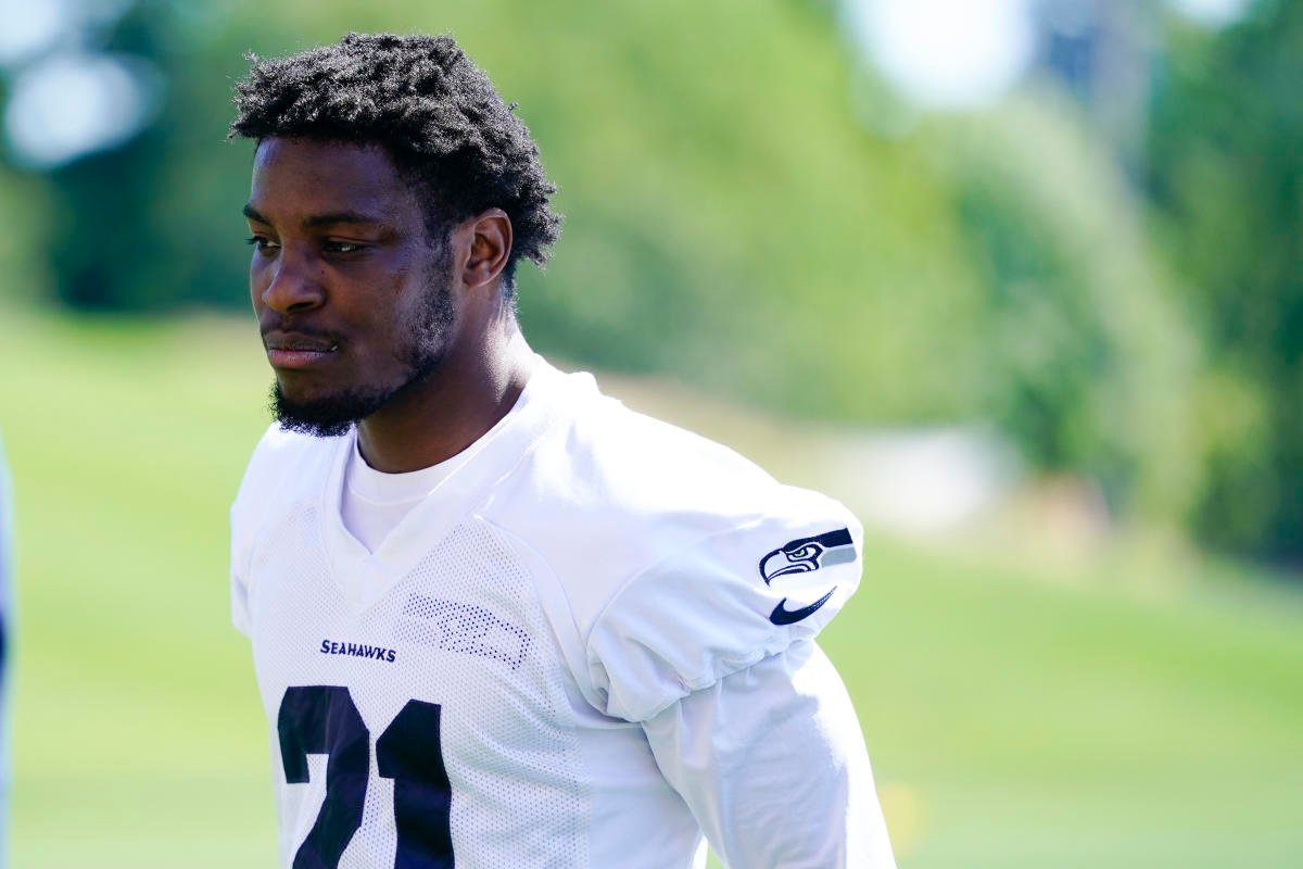 Seahawks first-spherical CB Devon Witherspoon reportedly maintaining out, is finest NFL rookie with out a contract
