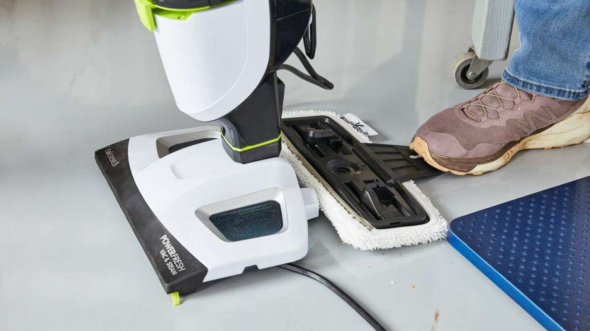 Receive that deep super feeling with a Bissell combo vacuum and steam mop for 30% off