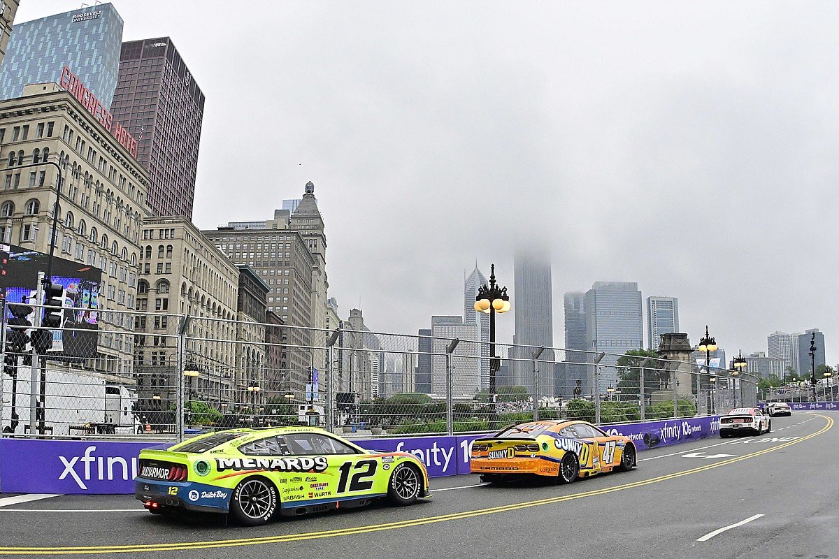 NASCAR celebrates ‘noteworthy’ and ‘historical’ Chicago scurry