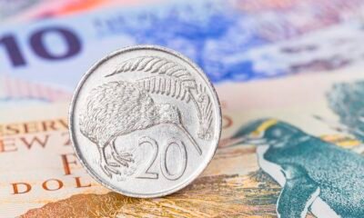 NZD/USD rises reduction above 0.6200 on a weaker US Buck