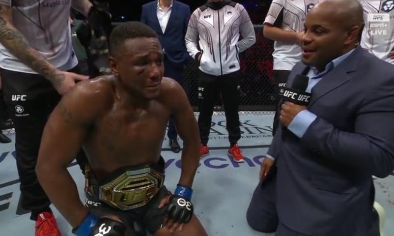 Jamahal Hill vacates UFC gentle heavyweight title after rupturing his Achilles during basketball sport with Daniel Cormier