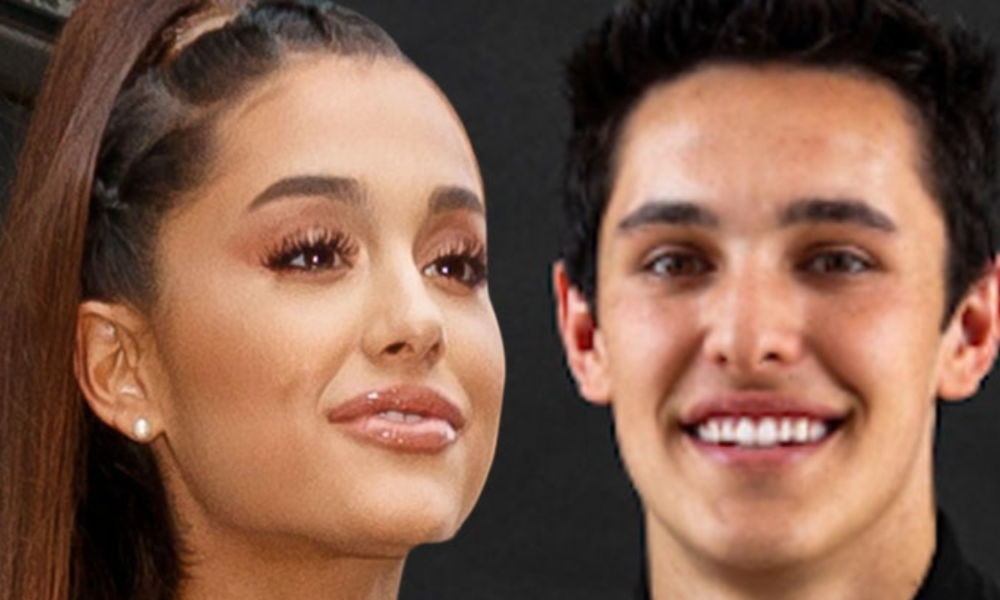 Ariana Grande and Dalton Gomez Reportedly Split After Two Years of(01)