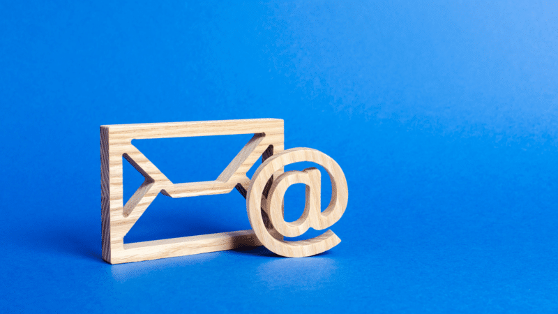Unlocking the superb save of a new electronic mail tackle