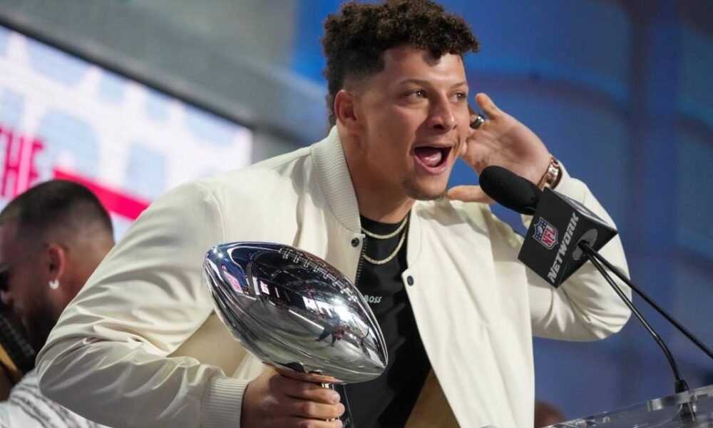 Patrick Checklist Patrick Mahomes Reclaims Top Home on NFL Top 100 Avid gamers Checklist ...