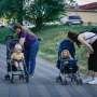 Researchers salvage walkable communities are more healthy for both mother and toddler