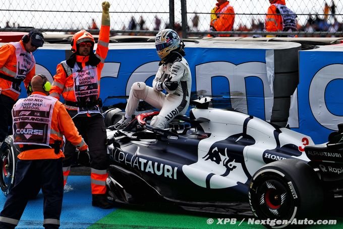 Ricciardo : Je vais essayer de revenir le plus vite that you might perchance perchance perchance perchance judge