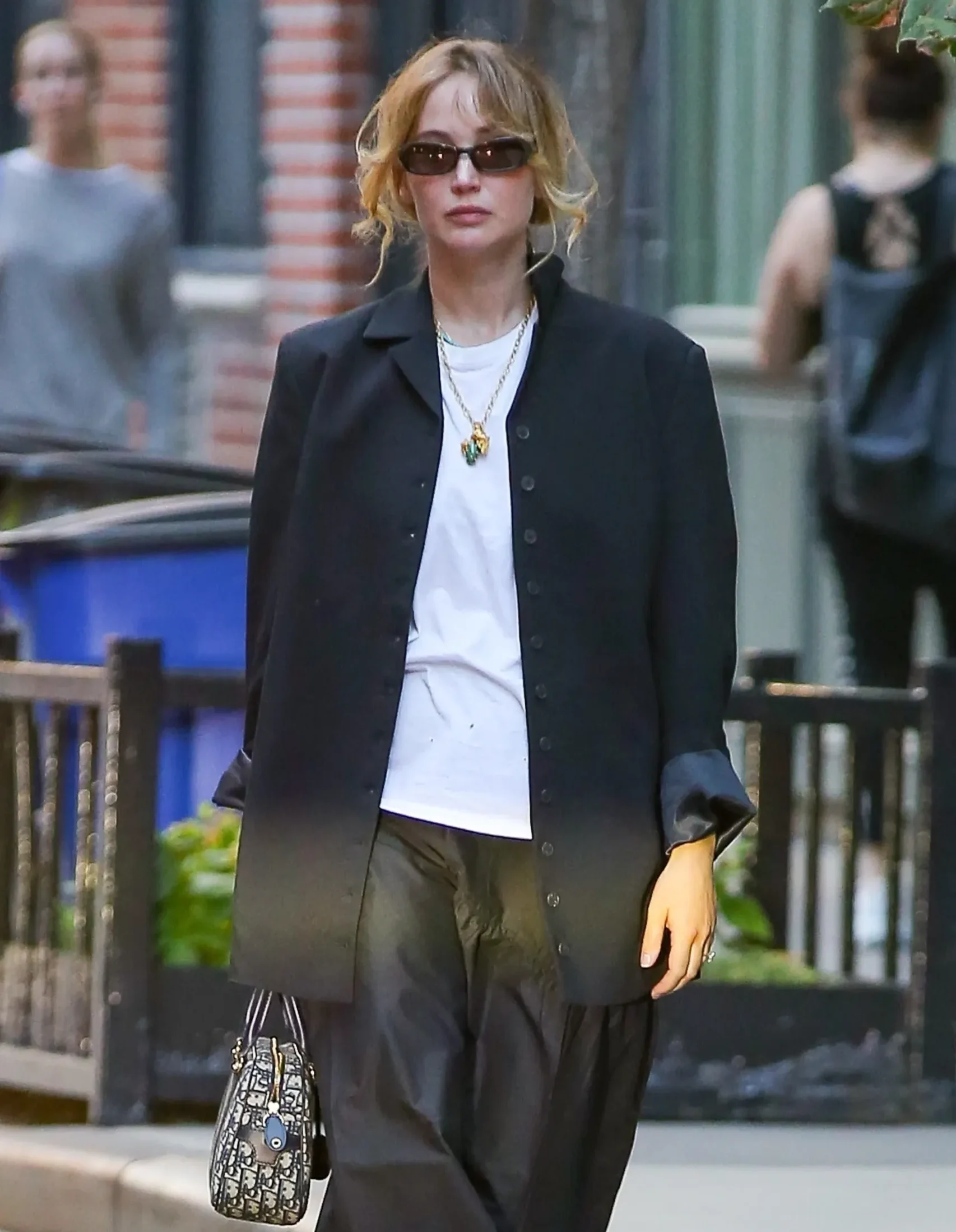 Jennifer Lawrence White Tee Moment