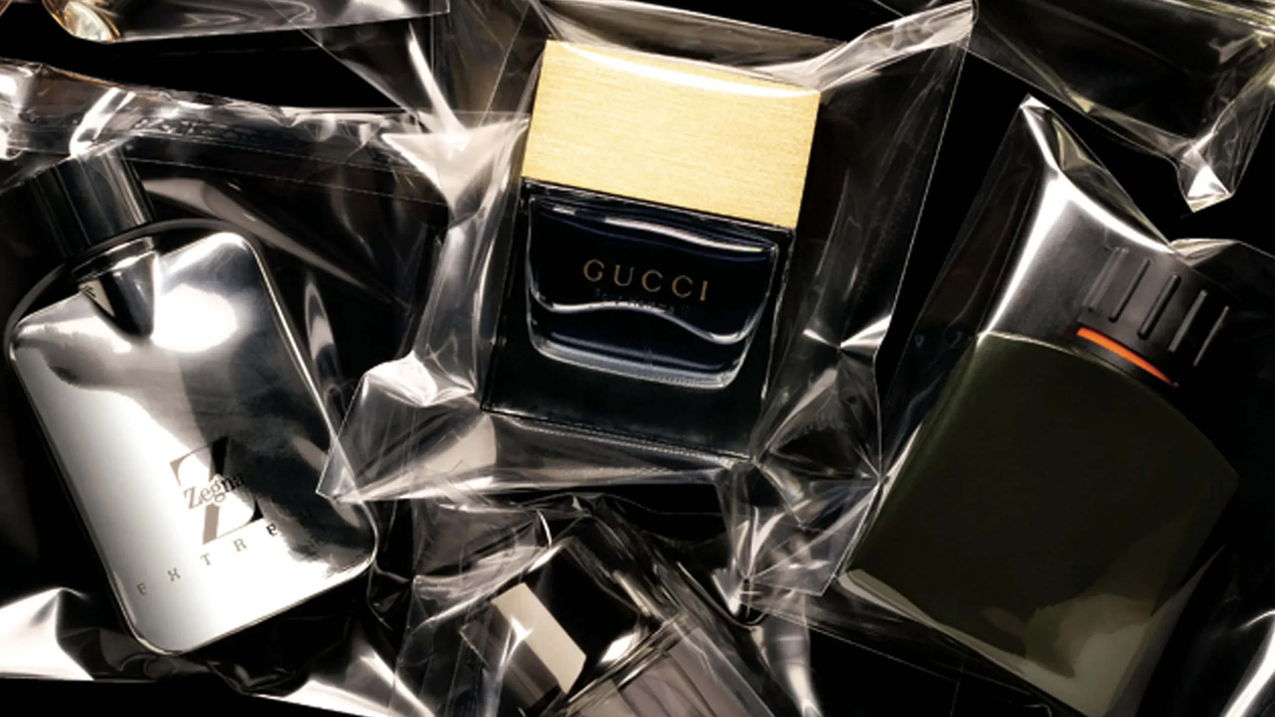 fragrance-layering-vogue-business-story